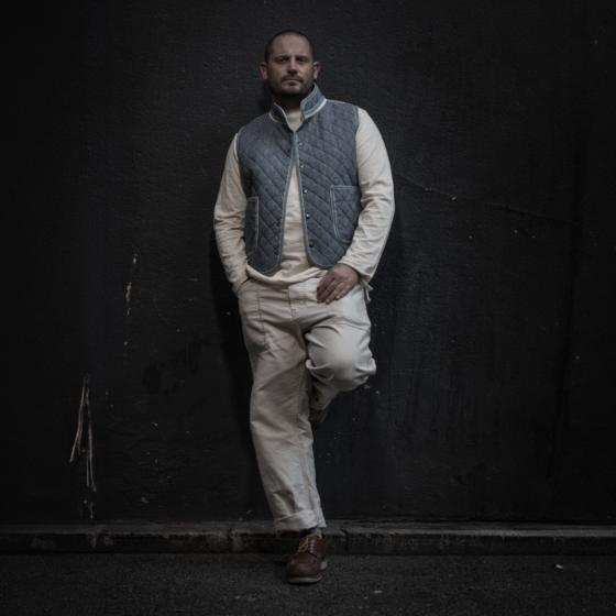 LE GILET "COL OFFICIER" MATELASSÉ - CHAMBRAY