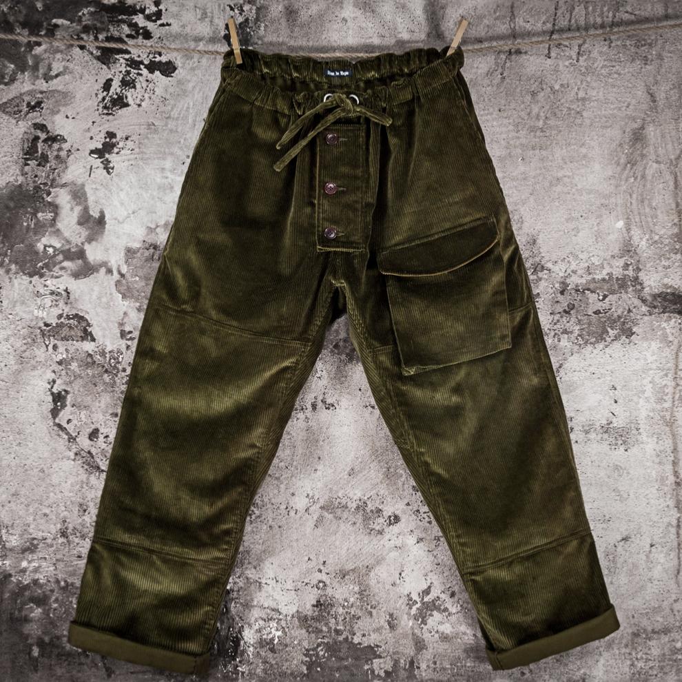 THE KHAKI CORDUROY "SUBMARINER" PANT