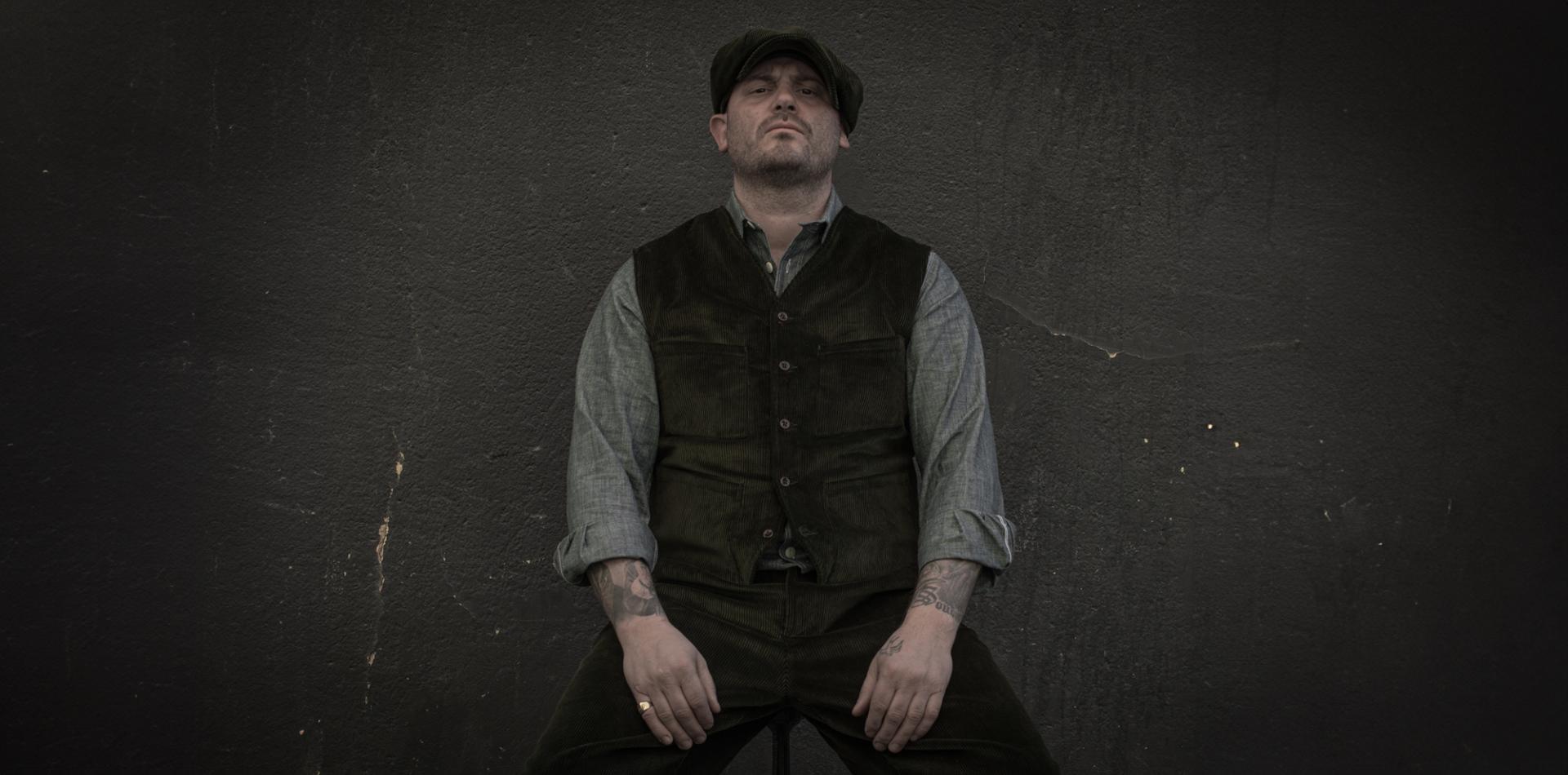 LE GILET "MILORD" - VELOURS KAKI