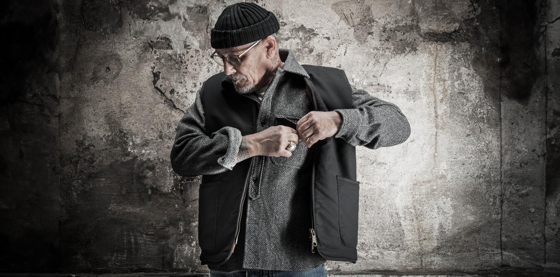 THE "DISCIPLINE" VEST BLACK