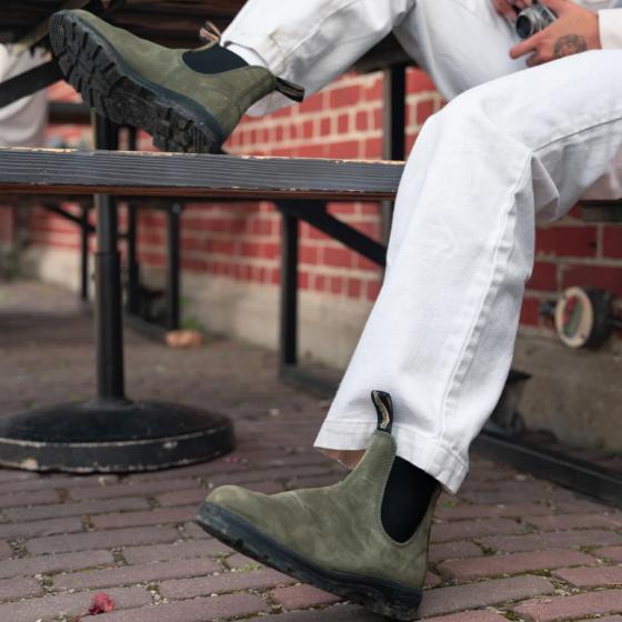 BLUNDSTONE CHELSEA BOOTS - 2442